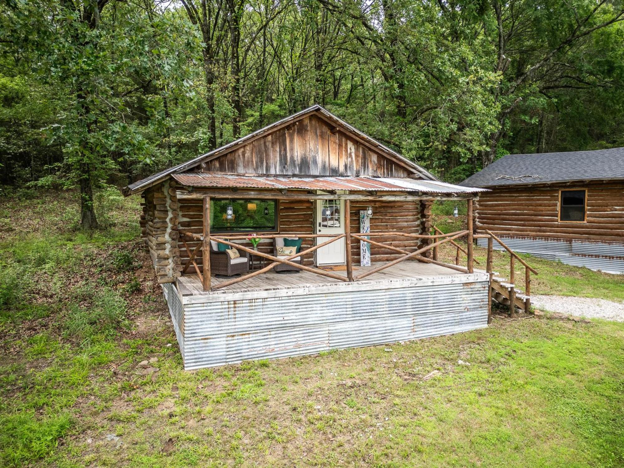 Spring Hill Farm - The Pampered Peacock Alma Exterior foto